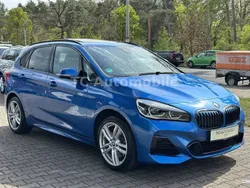 Blau Gebraucht 2018 BMW 225 M Sport Limousine | 18.999 € (Guter Preis)