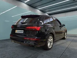 Schwarz Gebraucht 2024 Audi Q7 S-Line SUV | 82.090 € (Fairer Preis)