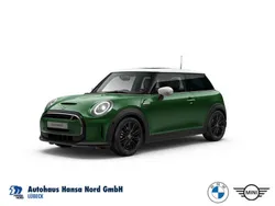 Grün / british racing green (metallic) Gebraucht 2022 Mini Cooper Kleinwagen | 19.790 € (Etwas zu teuer)