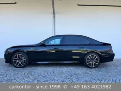 Blacksapphire metallic Gebraucht 2023 BMW i7 M Sport Limousine | 89.900 € (Superpreis)