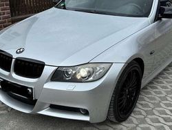 Silber Gebraucht 2008 BMW 320 M Sport Limousine | 4.000 € (Superpreis)