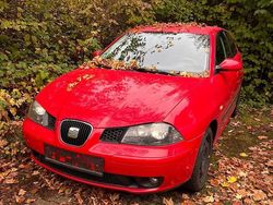 Rot Gebraucht 2006 Seat Ibiza Kleinwagen | 1.200 € (Guter Preis)