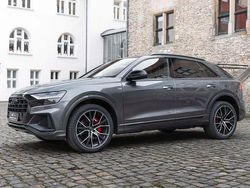 Grau Gebraucht 2019 Audi Q8 S-Line SUV | 44.900 € (Superpreis)