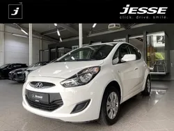 Weiß Gebraucht 2012 Hyundai ix20 Classic Van / Kleinbus | 7.990 € (Fairer Preis)