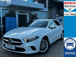 Weiß Gebraucht 2020 Mercedes A200 Limousine | 20.990 € (Fairer Preis)