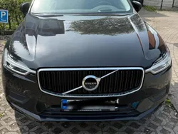 Schwarz Gebraucht 2018 Volvo XC60 Momentum SUV | 29.000 € (Fairer Preis)