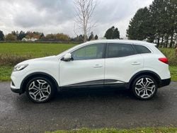 Weiß Gebraucht 2019 Renault Kadjar Black Edition SUV | 15.000 € (Fairer Preis)