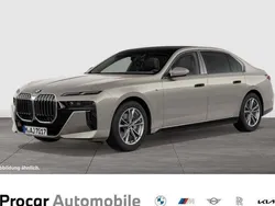 BMW 740