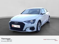 Weiß Gebraucht 2022 Audi A3 Sportback e-tron Design Limousine | 22.880 € (Guter Preis)