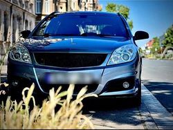 Grau Gebraucht 2024 Opel Vectra Kombi | 2.800 €
