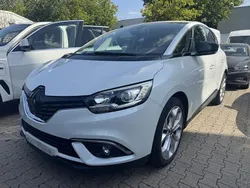 Weiß Gebraucht 2017 Renault Scénic IV Experience Van / Kleinbus | 10.900 € (Guter Preis)