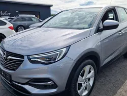 Grau Gebraucht 2018 Opel Grandland X SUV | 10.999 € (Guter Preis)