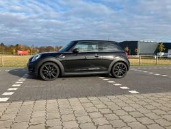Schwarz Gebraucht 2017 Mini ONE Kleinwagen | 9.900 € (Guter Preis)