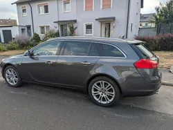 Grau Gebraucht 2009 Opel Insignia Innovation Kombi | 4.650 € (Fairer Preis)