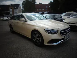 Beige Gebraucht 2021 Mercedes E220 Avantgarde Limousine | 17.900 € (Fairer Preis)