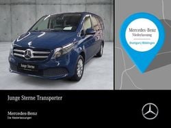Blau Gebraucht 2022 Mercedes V220 Van / Kleinbus | 39.980 € (Superpreis)