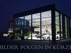 Grau (metallic) Gebraucht 2015 Toyota Yaris Limousine | 13.850 € (Etwas zu teuer)