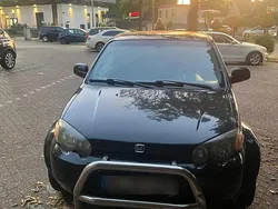Schwarz Gebraucht 2000 Honda HR-V SUV | 3.199 €
