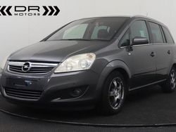 Grau Gebraucht 2009 Opel Zafira Enjoy Van / Kleinbus | 3.995 € (Etwas zu teuer)