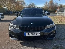 Schwarz Gebraucht 2021 BMW 320 M Sport Kombi | 29.000 € (Guter Preis)