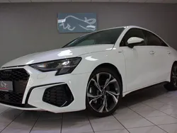 Weiß Gebraucht 2022 Audi A3 S-Line Limousine | 34.900 € (Teuer)