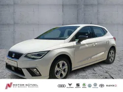Weiß Gebraucht 2022 Seat Ibiza FR-Line Kleinwagen | 17.460 € (Fairer Preis)