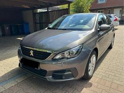 Grau Gebraucht 2019 Peugeot 308 Style Kombi | 10.800 € (Fairer Preis)
