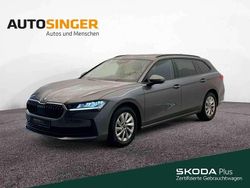 Graphitegrau metallic Gebraucht 2025 Skoda Superb Essence Kombi | 31.480 € (Fairer Preis)