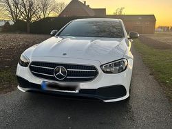 Weiß Gebraucht 2021 Mercedes E200 Limousine | 28.999 € (Fairer Preis)