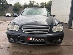 Schwarz Gebraucht 2005 Mercedes C200 Kombi | 1.990 € (Superpreis)