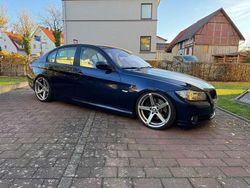 Blau Gebraucht 2011 BMW 325 Exclusive Limousine | 14.999 € (Teuer)