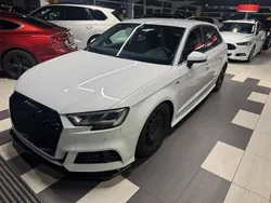Weiß Gebraucht 2019 Audi A3 Sport Limousine | 16.950 € (Superpreis)