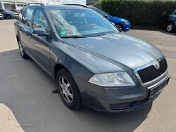Grau Gebraucht 2008 Skoda Octavia Ambiente Kombi | 1.190 € (Superpreis)