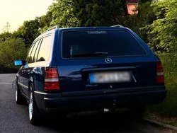 Blau Gebraucht 1989 Mercedes 200 Kombi | 8.000 €