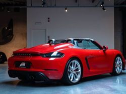 Rot Gebraucht 2022 Porsche 718 Boxster Cabrio | 124.900 €