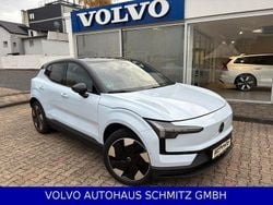 Onyx black (metallic) Gebraucht 2025 Volvo EX30 Ultra SUV | 36.490 € (Guter Preis)