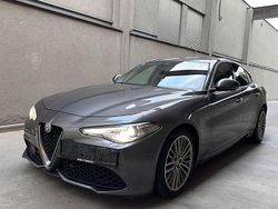 Grau Gebraucht 2017 Alfa Romeo Giulia Veloce Limousine | 11.990 € (Guter Preis)