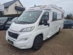 Weiß Gebraucht 2021 Weinsberg CaraCompact Van | 59.990 €