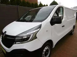 Blanc glacier Gebraucht 2020 Renault Trafic Komfort Van | 18.490 € (Fairer Preis)
