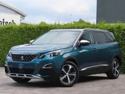 Grün Gebraucht 2019 Peugeot 5008 Crossway Van / Kleinbus | 19.000 € (Fairer Preis)