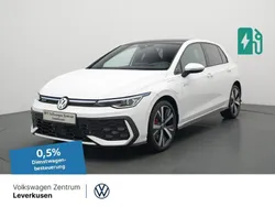 Pure white Neu 2025 VW Golf VIII GTE Limousine | 43.980 € (Guter Preis)
