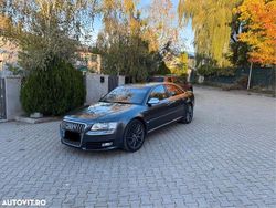 Grau Gebraucht 2007 Audi S8 Sport Limousine | 13.650 €