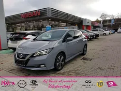 Grau Gebraucht 2021 Nissan Leaf Tekna Kleinwagen | 25.860 €