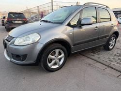 Grau Gebraucht 2010 Suzuki SX4 Club Limousine | 3.400 € (Superpreis)