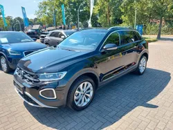 Schwarz Gebraucht 2024 VW T-Roc Style SUV | 29.490 € (Fairer Preis)