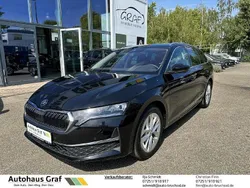 Schwarzmagic perleffekt Gebraucht 2024 Skoda Octavia Selection Kombi | 29.990 € (Guter Preis)