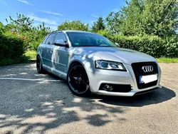 Grau Gebraucht 2009 Audi A3 Sportback S-Line Limousine | 8.500 € (Fairer Preis)