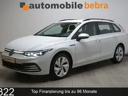 Pure white Gebraucht 2022 VW Golf VIII Style Kombi | 20.490 € (Guter Preis)