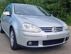 Silber Gebraucht 2007 VW Golf V Limousine | 2.700 € (Guter Preis)