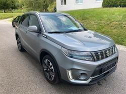 Grau Gebraucht 2020 Suzuki Vitara Comfort+ SUV | 18.900 € (Teuer)